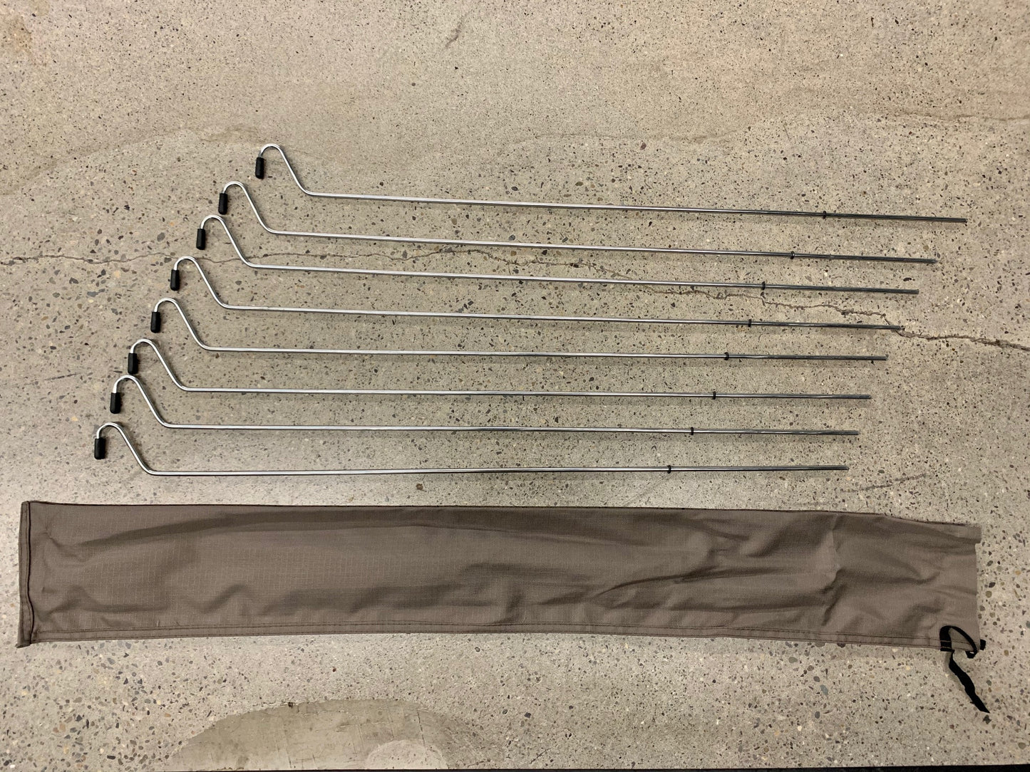 Bâtons de toit anti-pluie Yakima 8881177 SkyRise Hd, taille moyenne, paquet de 8