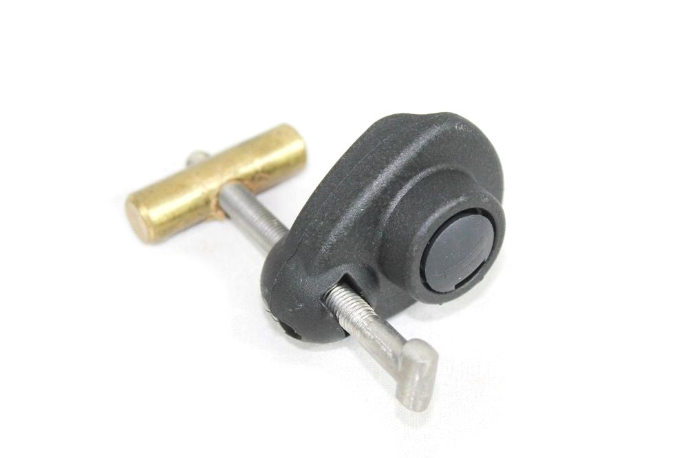 <p>Replacement lever for Yakima's Locking EZ Rider towers.</p> <p>Includes:</p> <ul> <li>One handle</li> <li>One T-bolt</li> <li>One barrel nut</li> <li>Lock plug</li> </ul> <p><strong>Does not include locks and keys</strong></p>